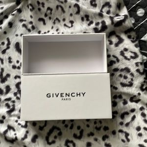 Givenchy box